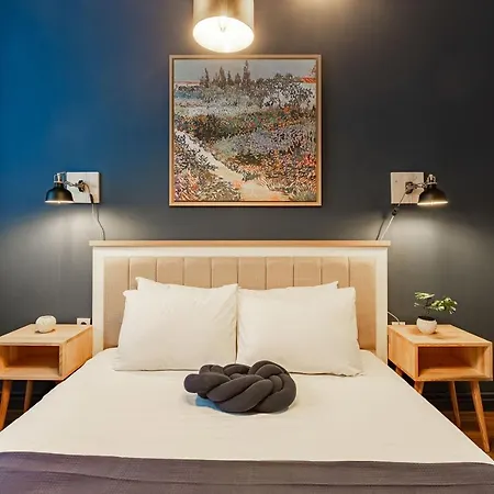 Apartment Central And Stylish Apartment 5 Min Walk To Istiklal Street In Cihangir, Beyoglu