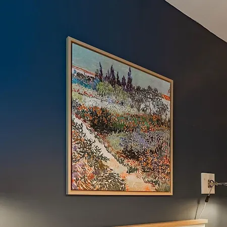 Central And Stylish Apartment 5 Min Walk To Istiklal Street In Cihangir, Beyoglu